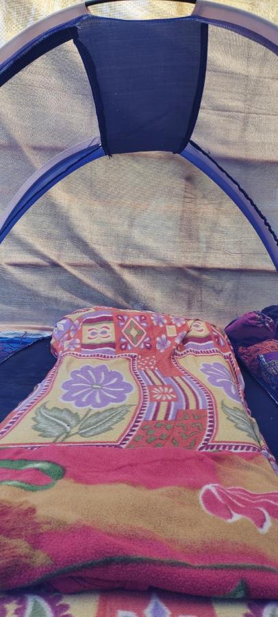 Est Hem Guesthouse Arambol Bagian luar foto