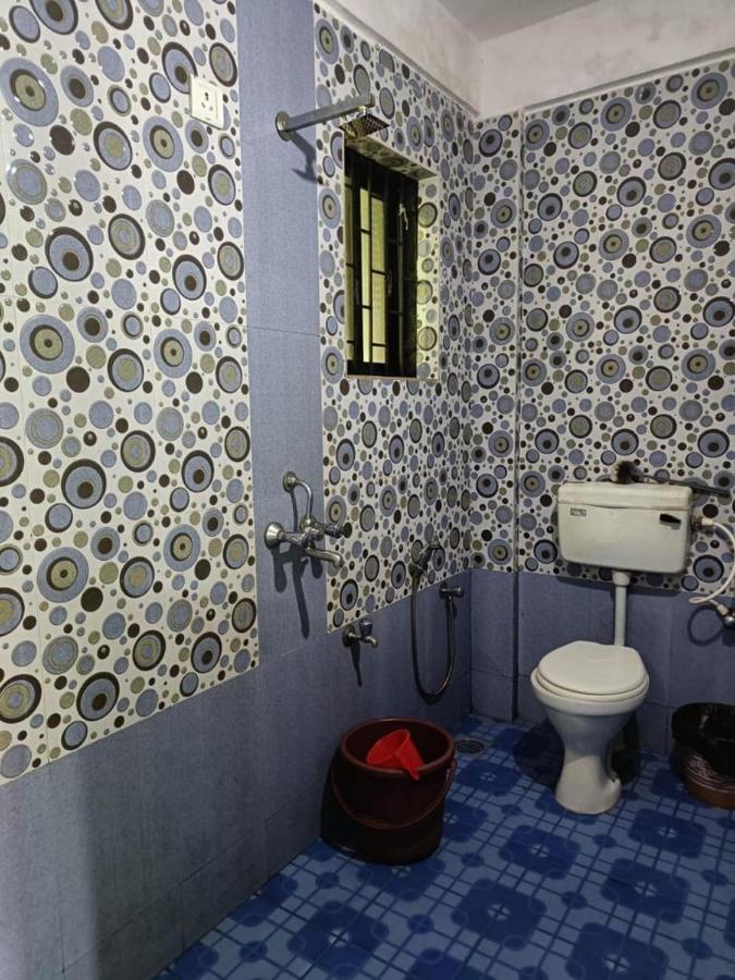 Est Hem Guesthouse Arambol Bagian luar foto